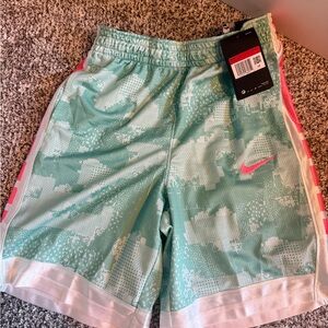 Nike Boys L Mint Green/pink basketball Shorts